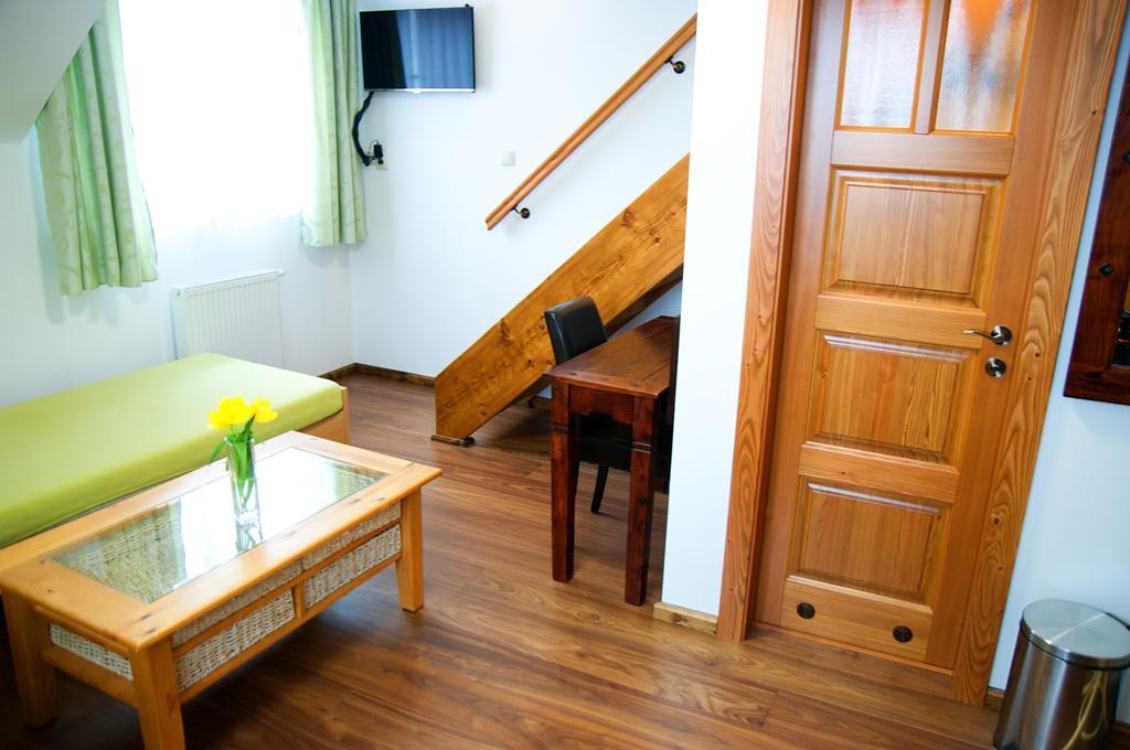 Vila Pod Branou Poprad Exteriör bild